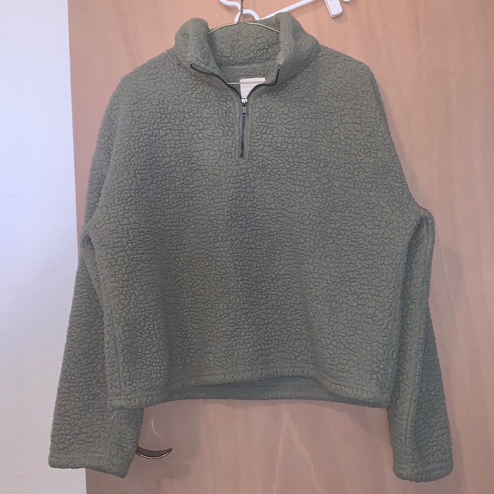 Sherpa half zip pullover/ teddy jacket.